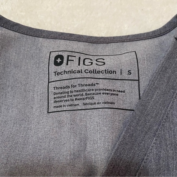 Figs graphite color scrub set size S - Picture 2 of 14